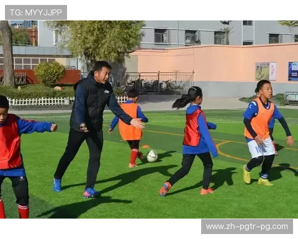 驶向绿茵的专属旅程足球专列首发